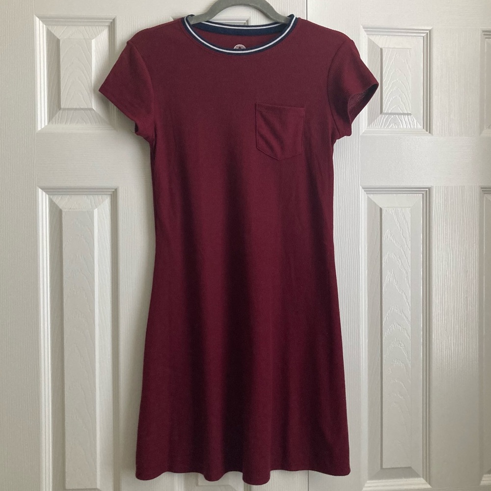 Kohl’s SO Clothing brand maroon t-shirt dress